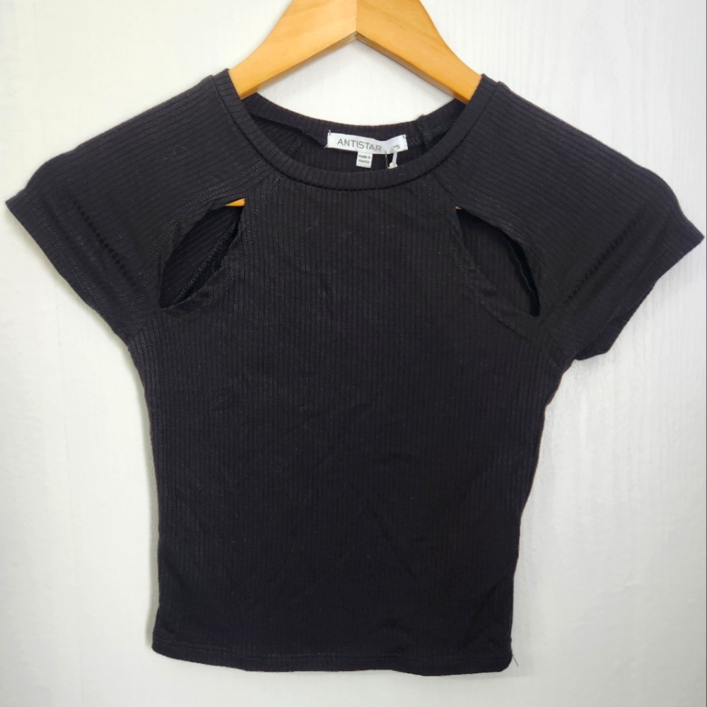 Antistar black cutout top XS
